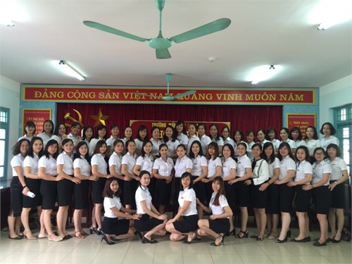 Trường mầm non Hoa Mai tổ chức Hội nghị cán bộ công chức viên chức năm học 2018-2019